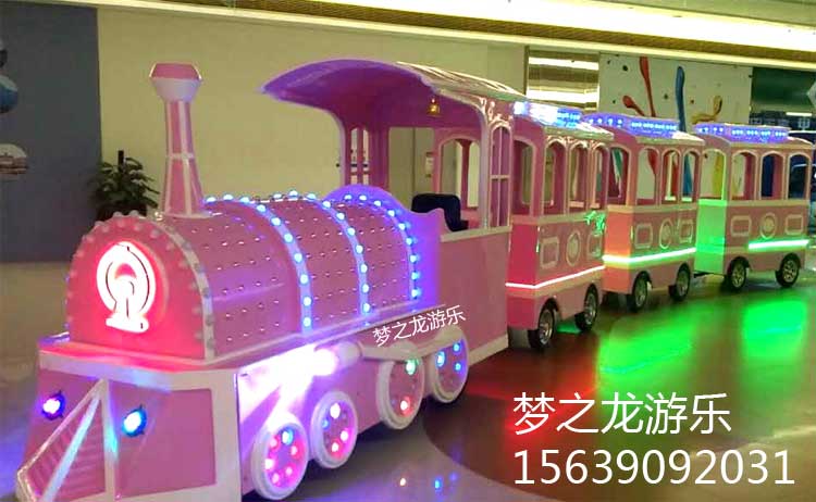 春節(jié)將至，新款無軌觀光小火車更加?受歡迎